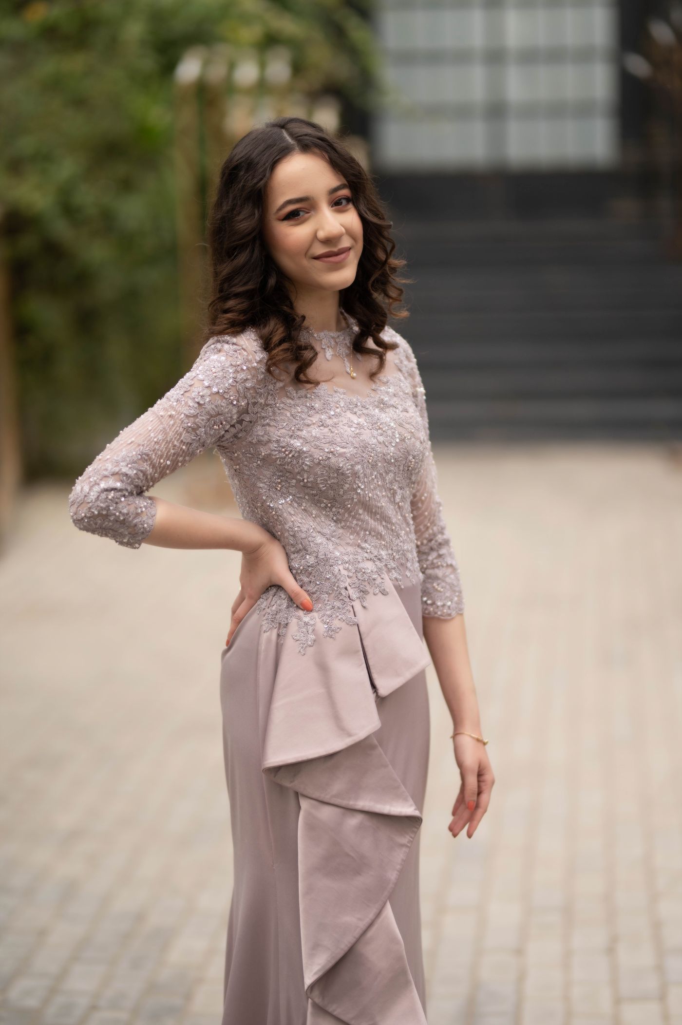 A formal occasion outfit
